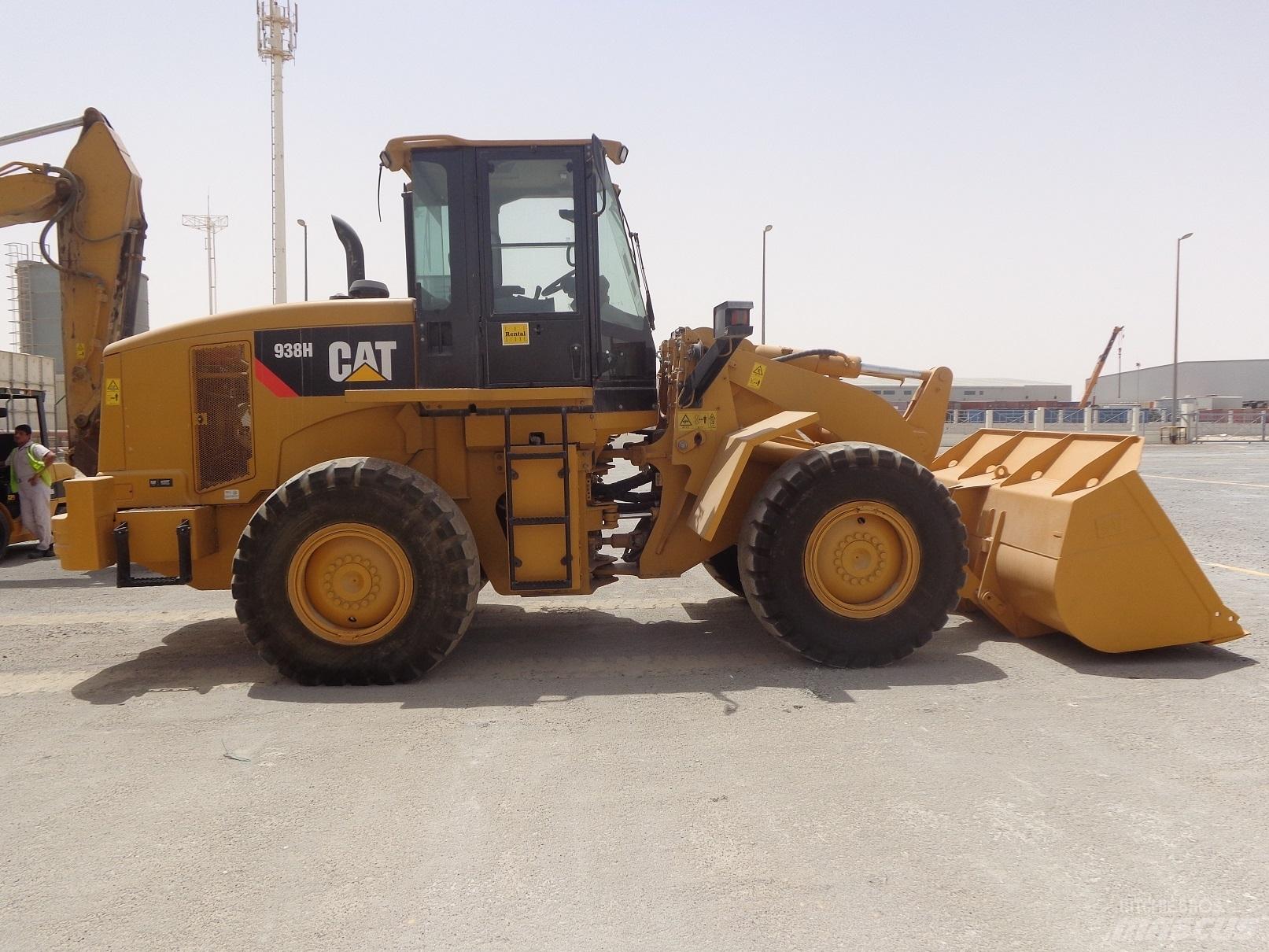 CAT 938H Naudoti ratiniai krautuvai