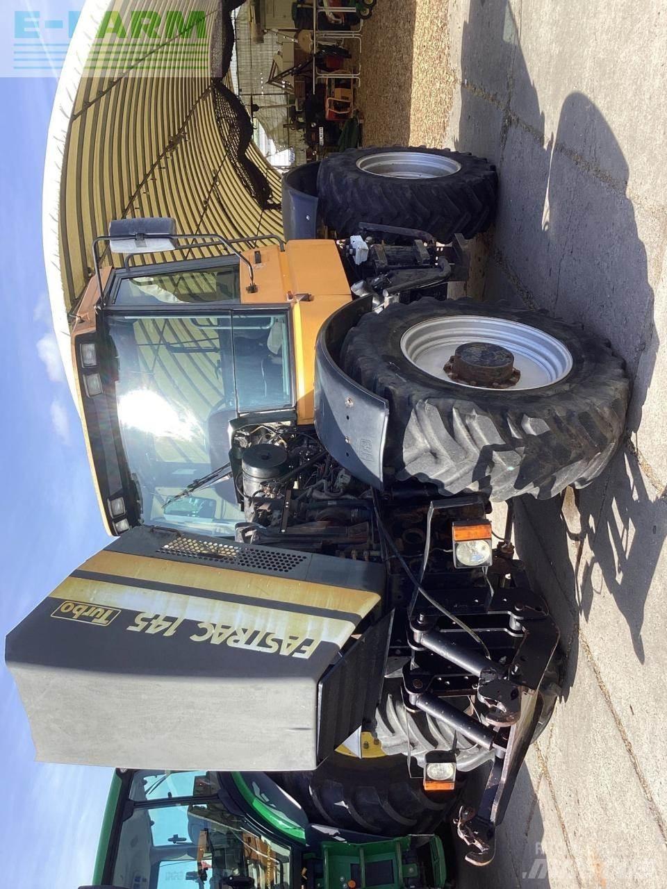 JCB Fastrac 145 Traktoriai