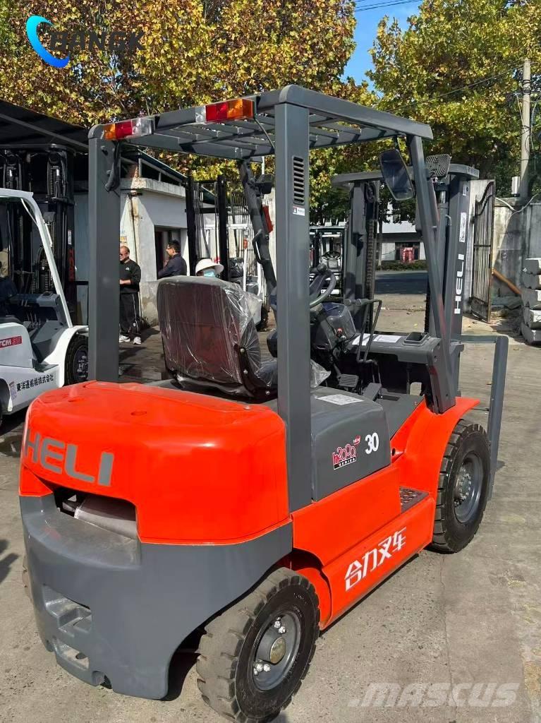 Heli CPC 30 Dyzeliniai krautuvai