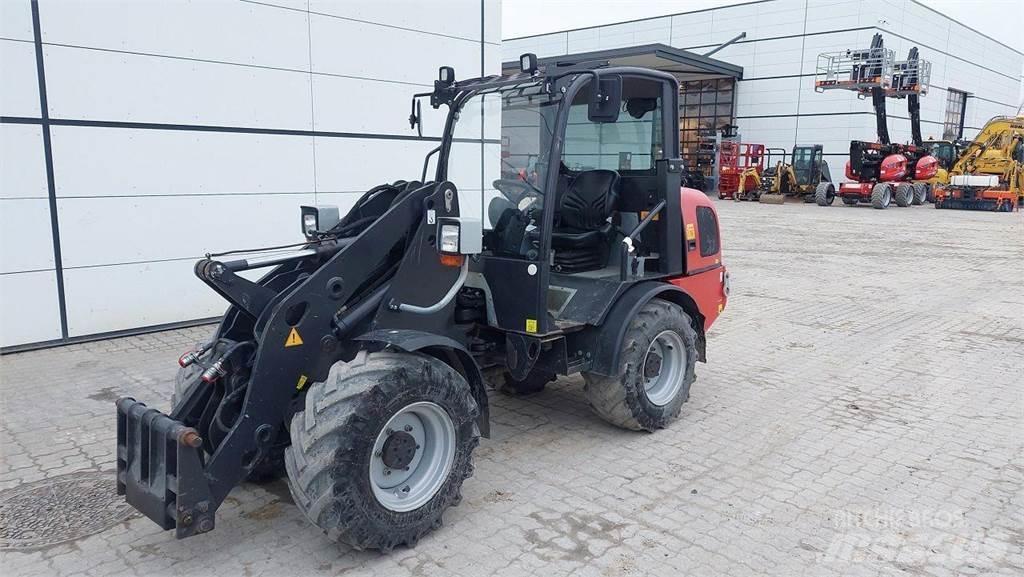 Weidemann 2070 Daugiafunkciniai pakrovėjai