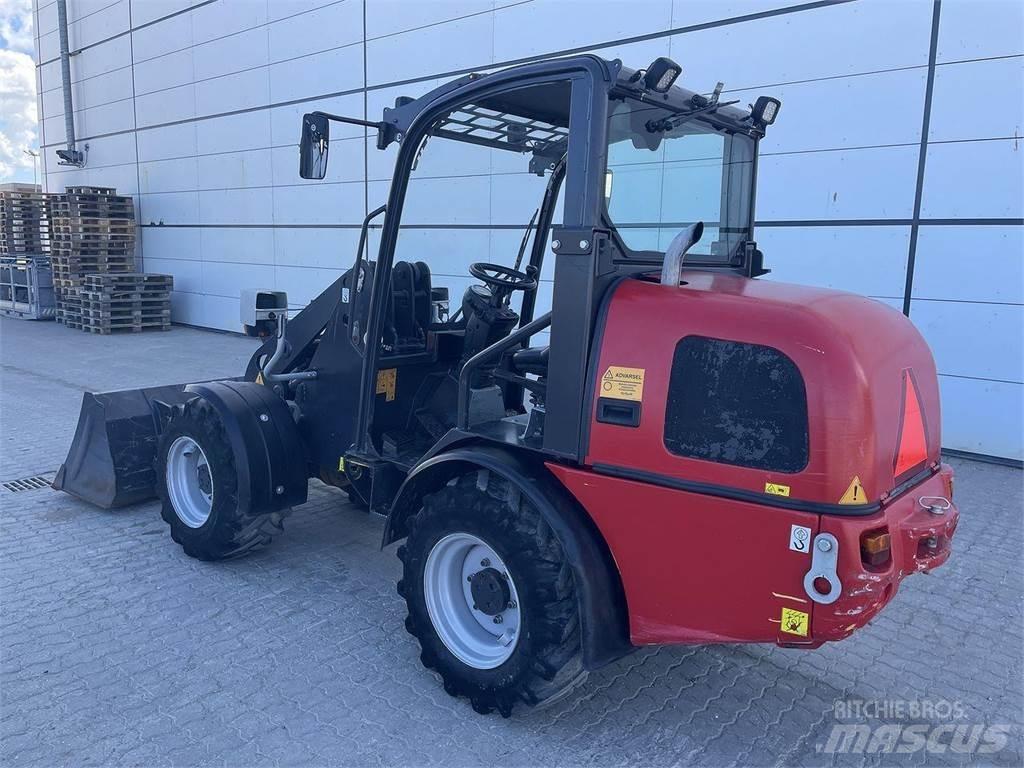 Weidemann 2070 Daugiafunkciniai pakrovėjai