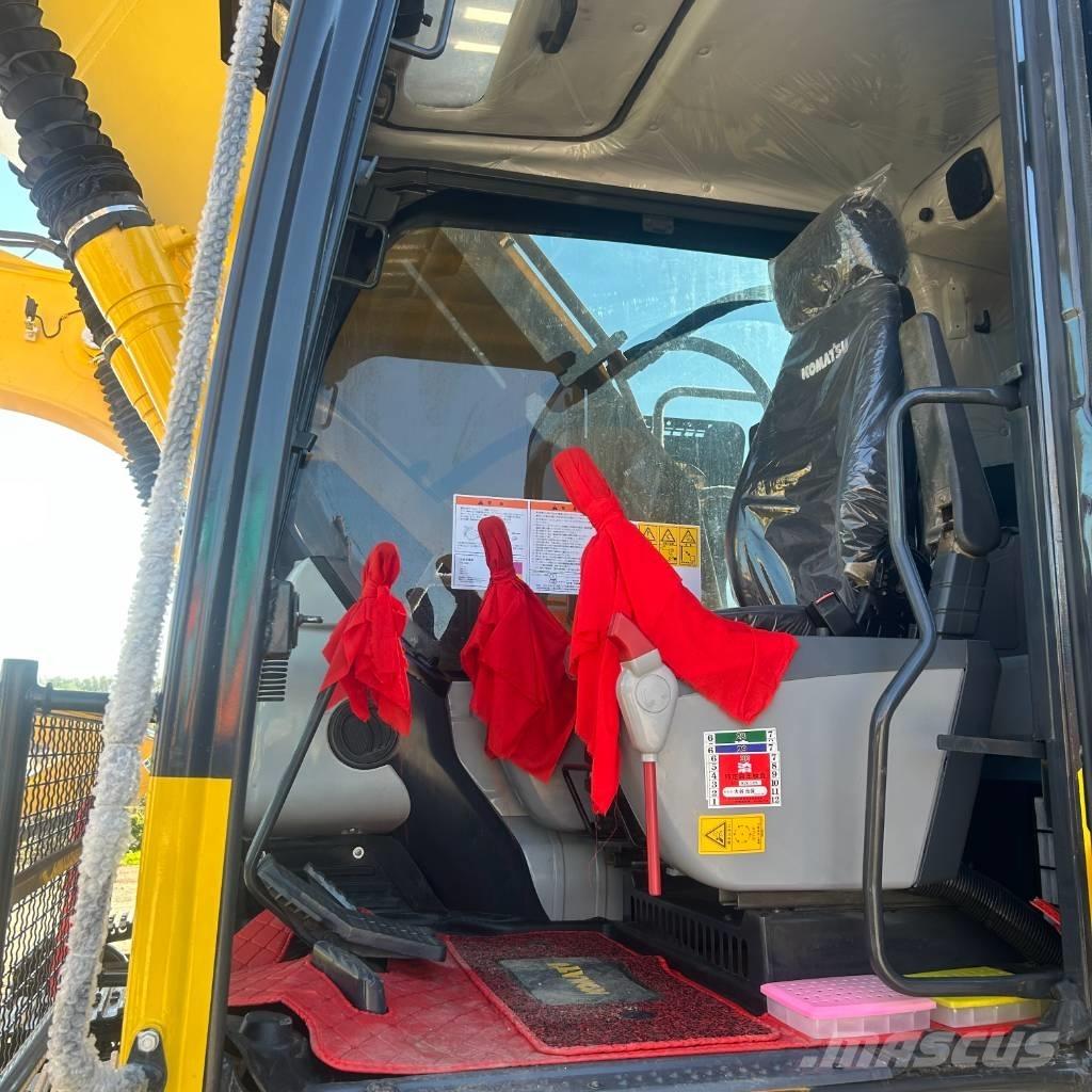 Komatsu PC 220 Vikšriniai ekskavatoriai