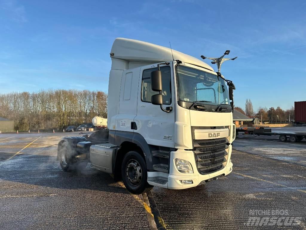 DAF CF410 Naudoti vilkikai
