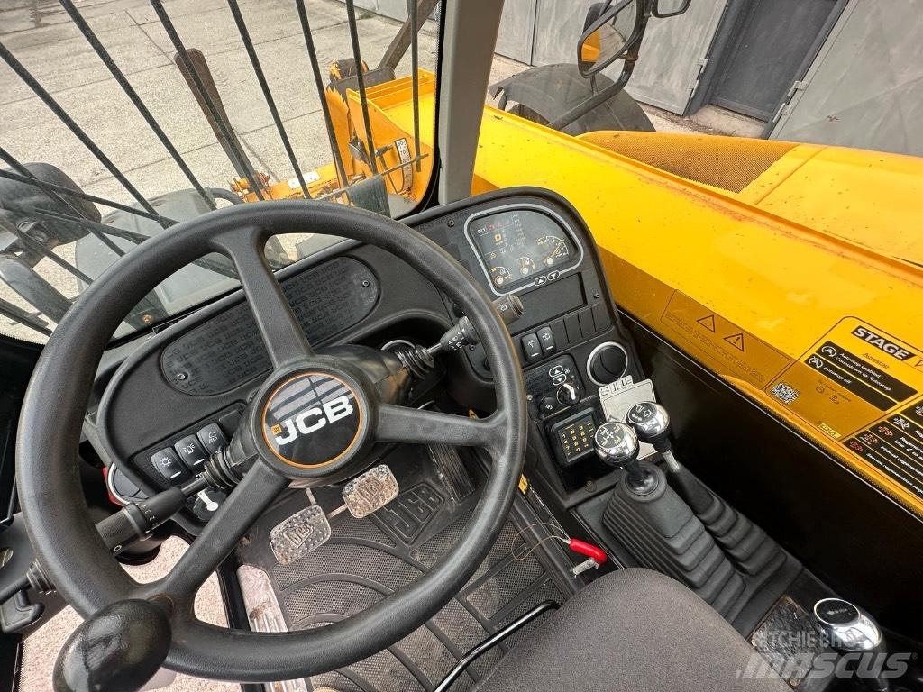 JCB 531-70 Teleskopiniai krautuvai