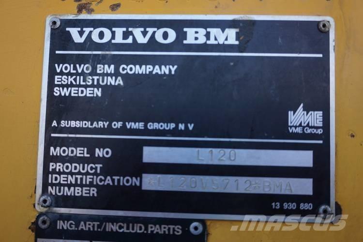 Volvo 120 Naudoti ratiniai krautuvai