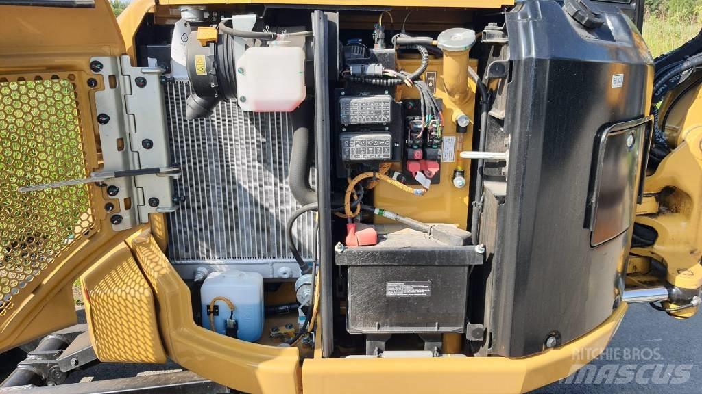 CAT 302.7 DCR 07A Mini ekskavatoriai < 7 t