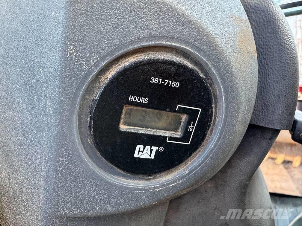 CAT CS 76 Porinių būgnų volai