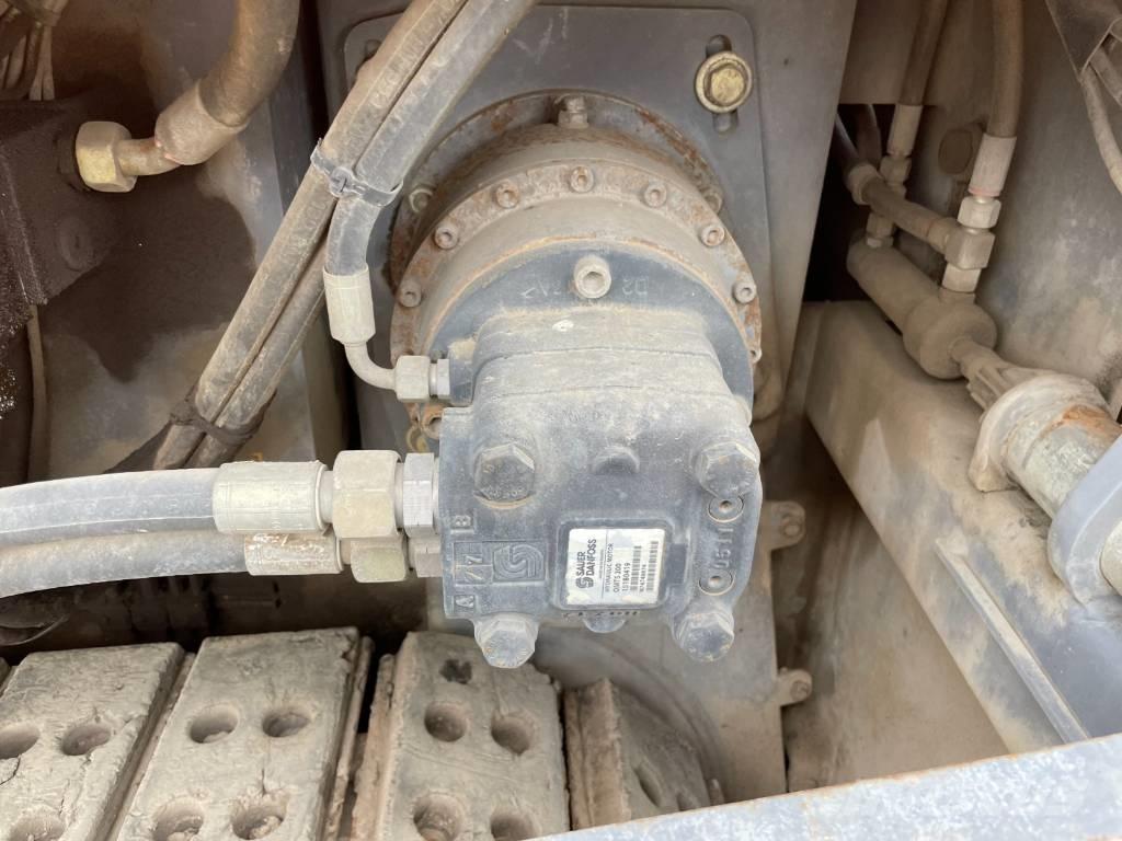 Vögele SUPER 1800-2 Asfalto klotuvai