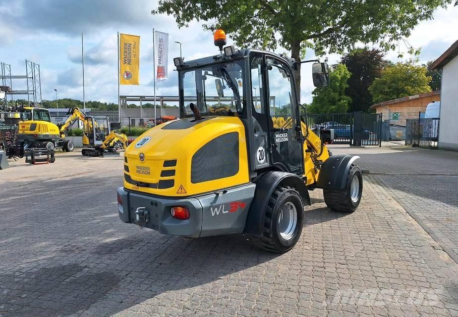 Wacker Neuson WL 34 Naudoti ratiniai krautuvai