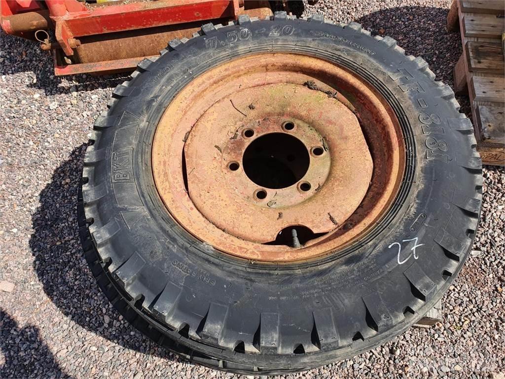 BKT 7.5-20 Padangos, ratai ir ratlankiai