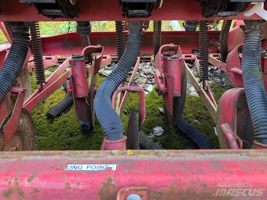 Massey Ferguson 30 Sėjamieji kombainai