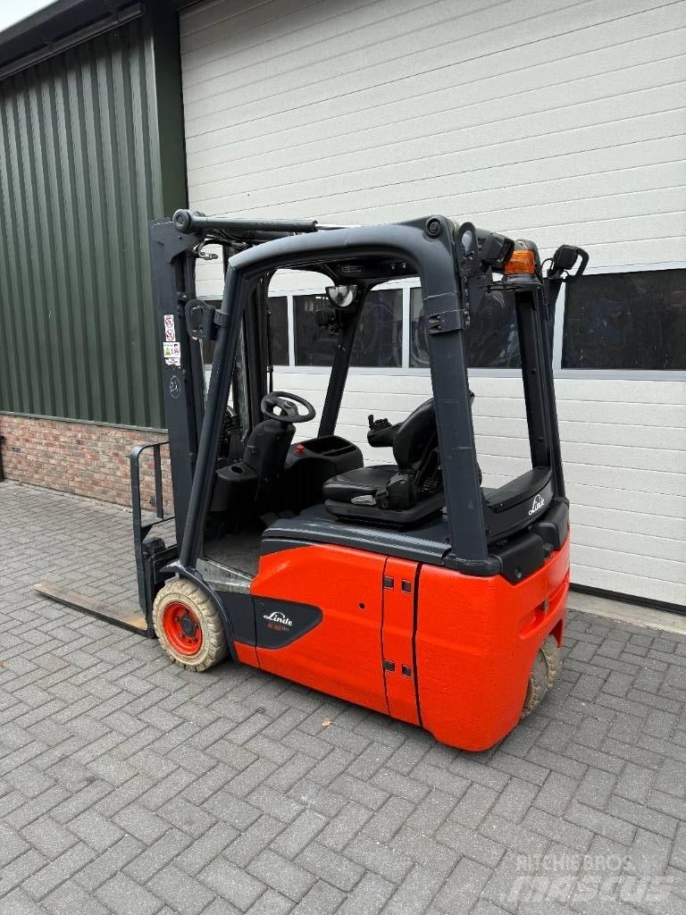 Linde E16-02 Elektriniai šakiniai krautuvai