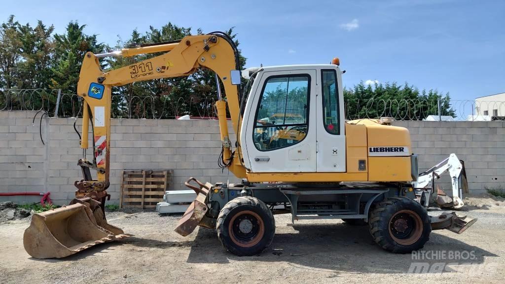 Liebherr A 311 Ratiniai ekskavatoriai