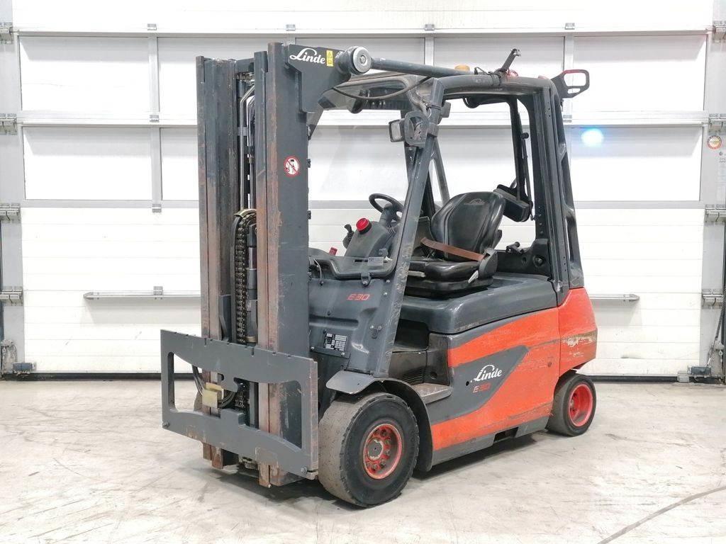 Linde E30-01 Elektriniai šakiniai krautuvai