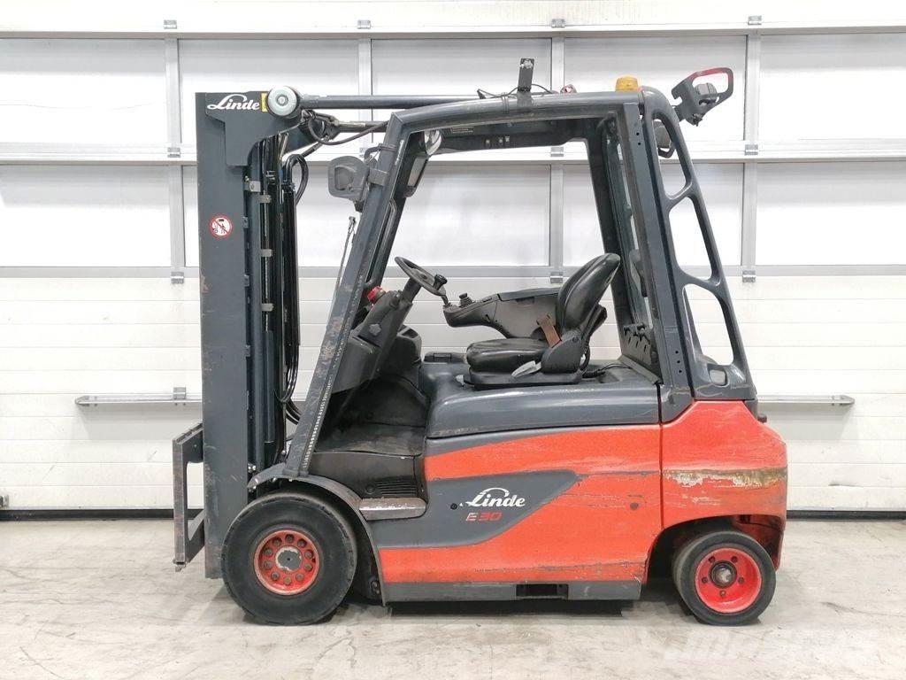 Linde E30-01 Elektriniai šakiniai krautuvai
