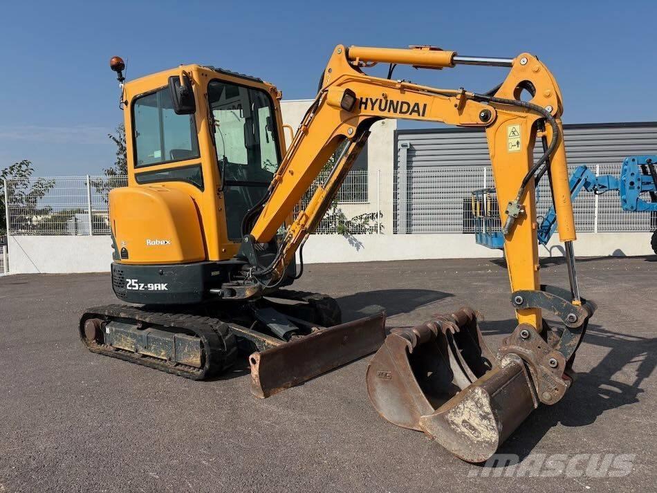 Hyundai R25Z-9 AK Mini ekskavatoriai < 7 t