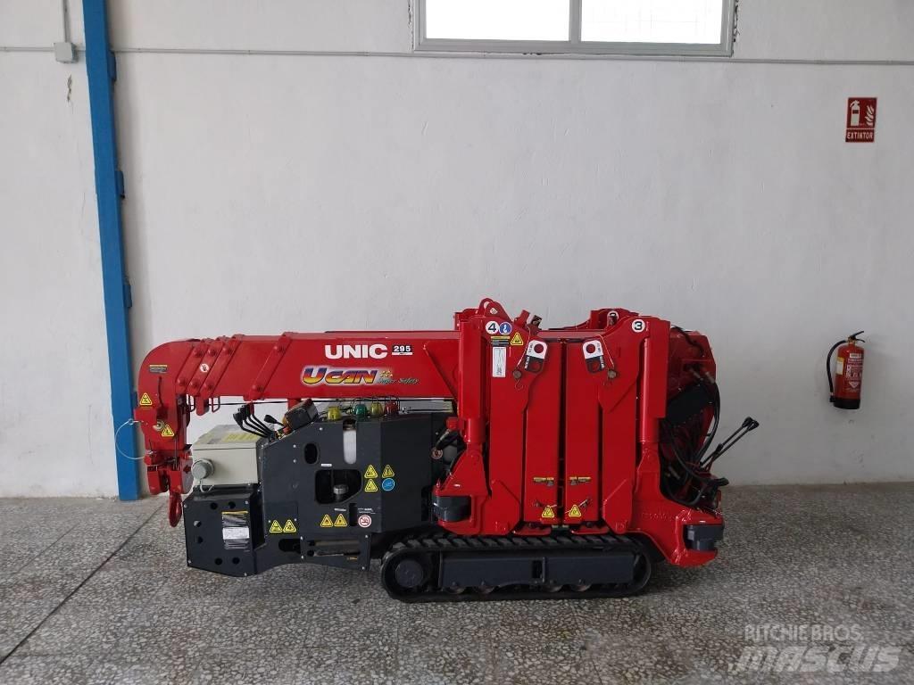 Unic URW 295 Mini kranai