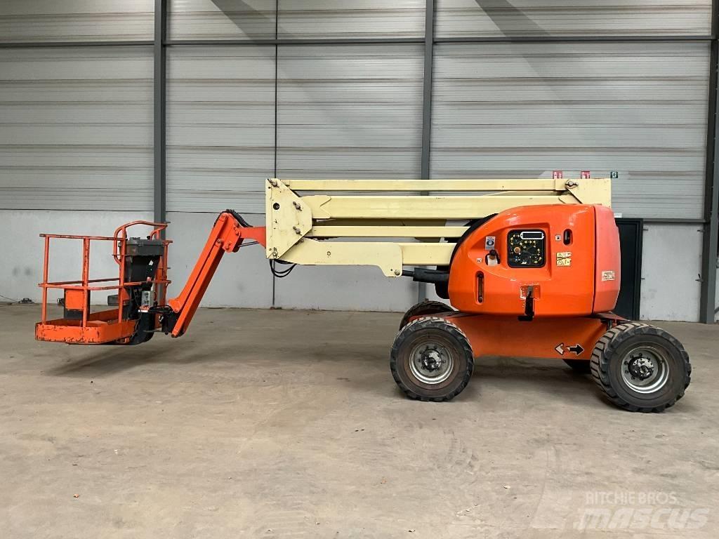 JLG 450 AJ Alkūniniai keltuvai