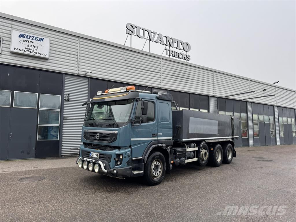 Volvo FMX 8x4 Savivarčių priekabų vilkikai