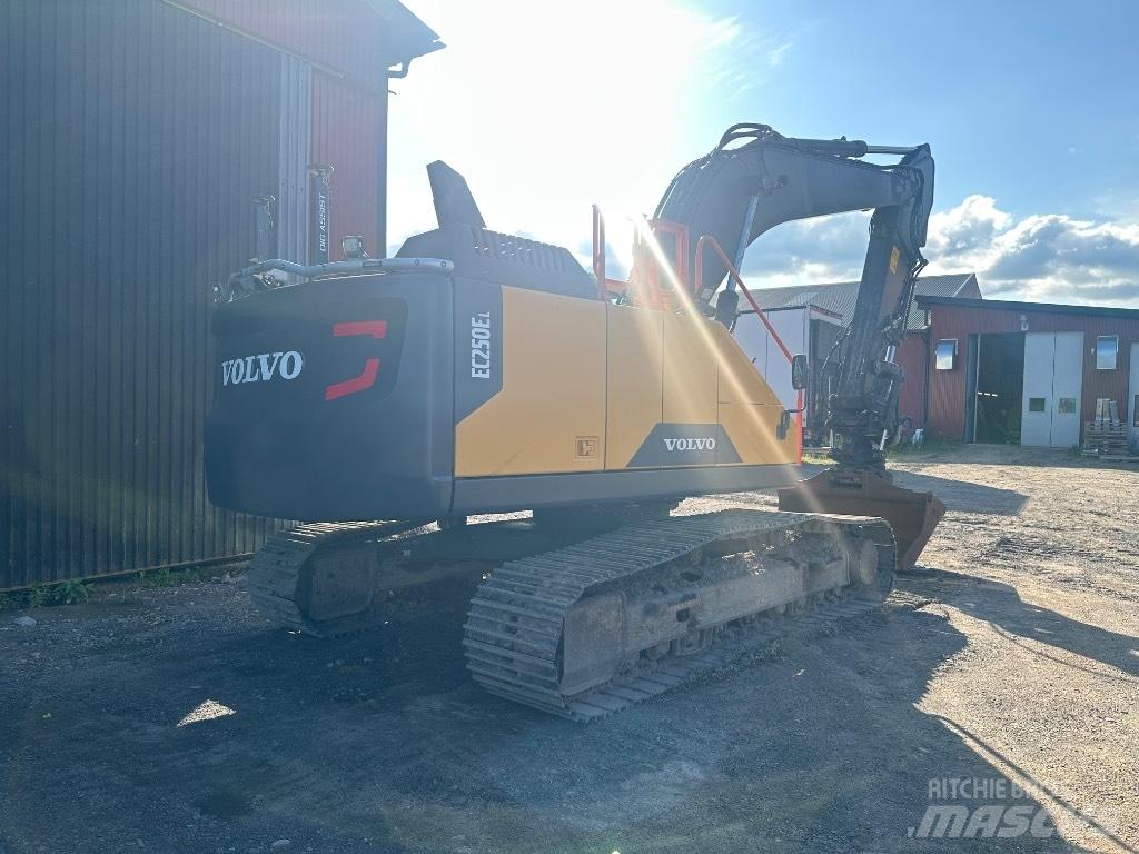 Volvo EC 250 EL Vikšriniai ekskavatoriai