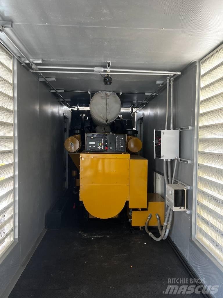 CAT XQ 750 Kiti generatoriai