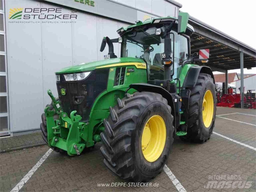 John Deere 7R 330 Traktoriai