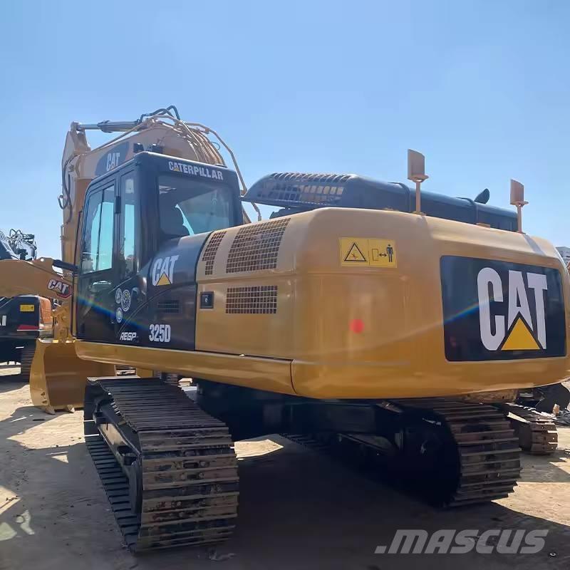 CAT 325 D Vikšriniai ekskavatoriai