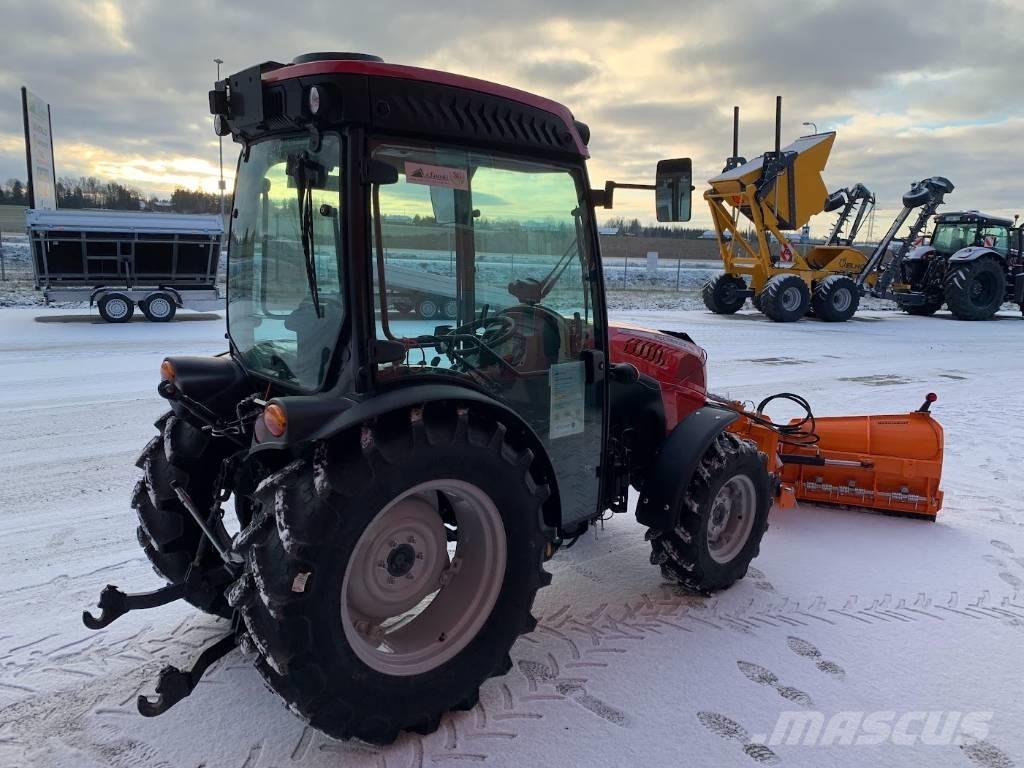 McCormick X 2.055 Traktoriai