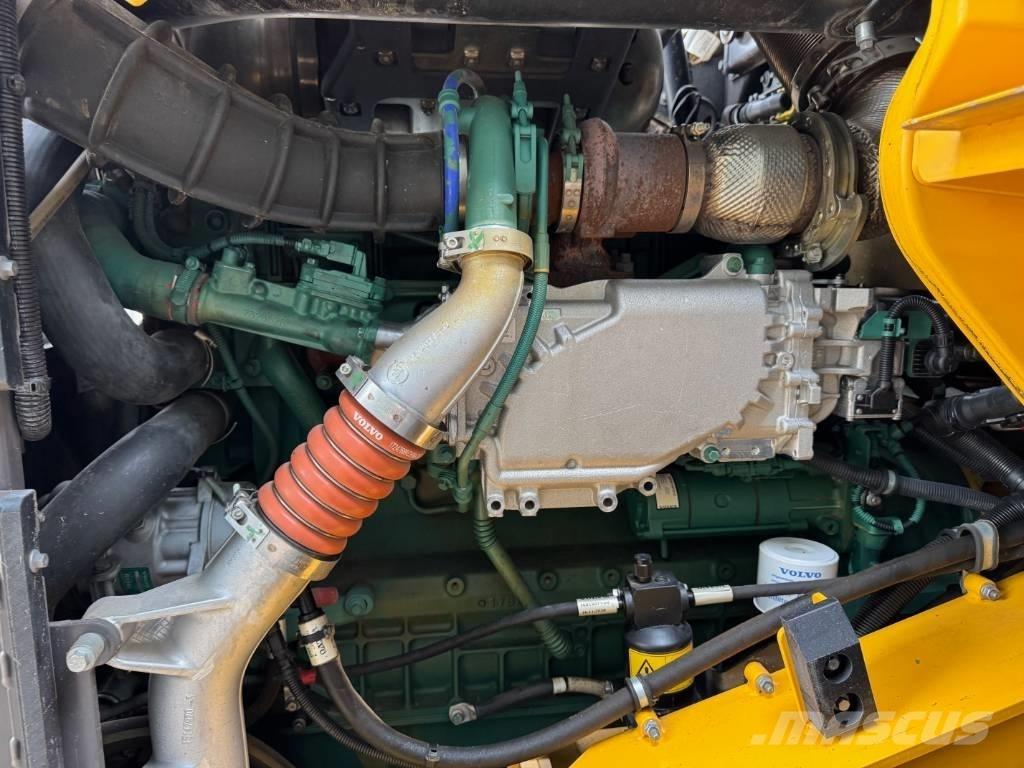 Volvo L 90 H Naudoti ratiniai krautuvai