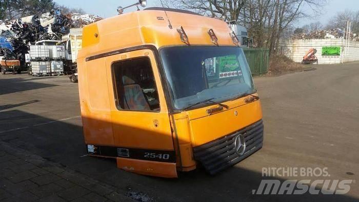 Mercedes-Benz 2540 Transportas - Kita