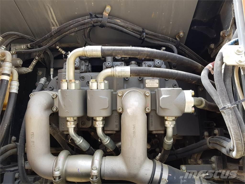 Hitachi KSD 405-6 Vikšriniai ekskavatoriai