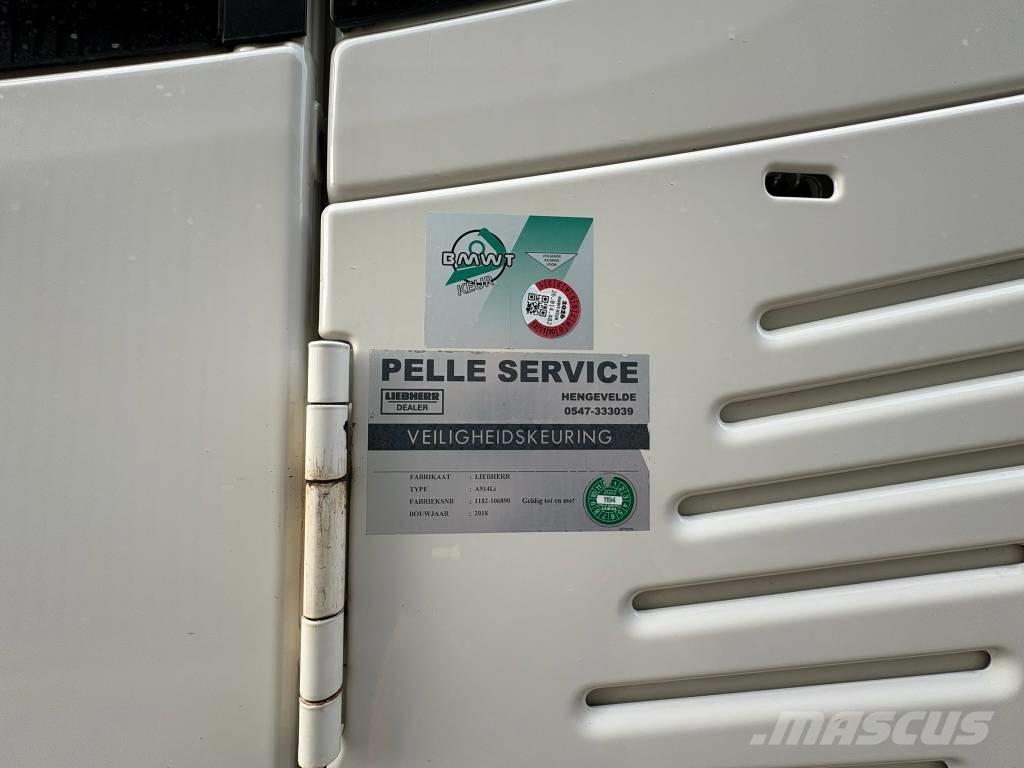 Liebherr A914 Ratiniai ekskavatoriai