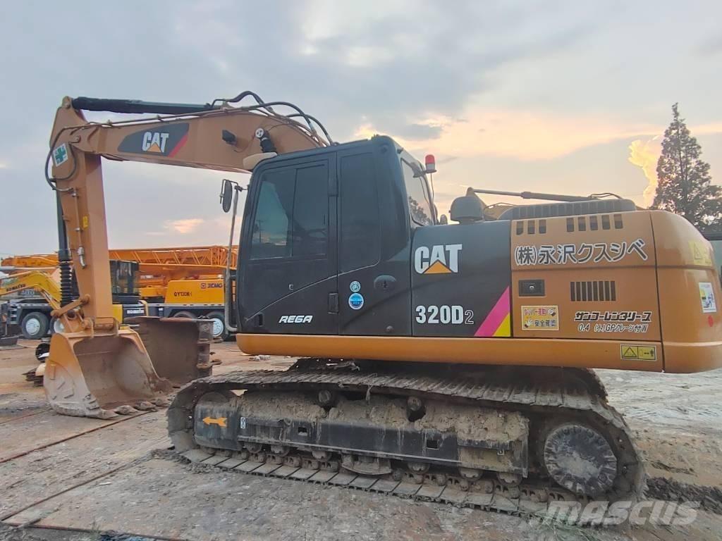 CAT 320D2 Vikšriniai ekskavatoriai