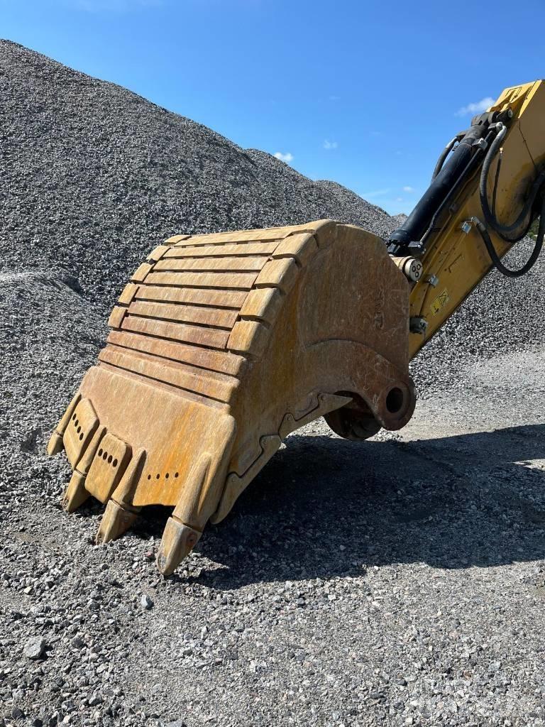 CAT 374 F Vikšriniai ekskavatoriai