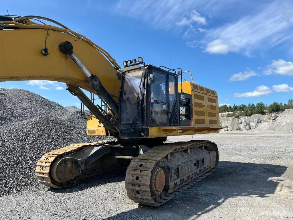 CAT 374 F Vikšriniai ekskavatoriai
