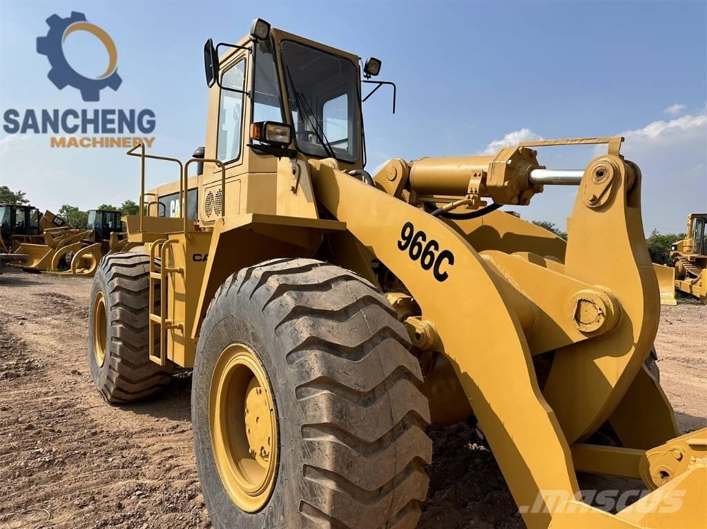 CAT 966C Naudoti ratiniai krautuvai