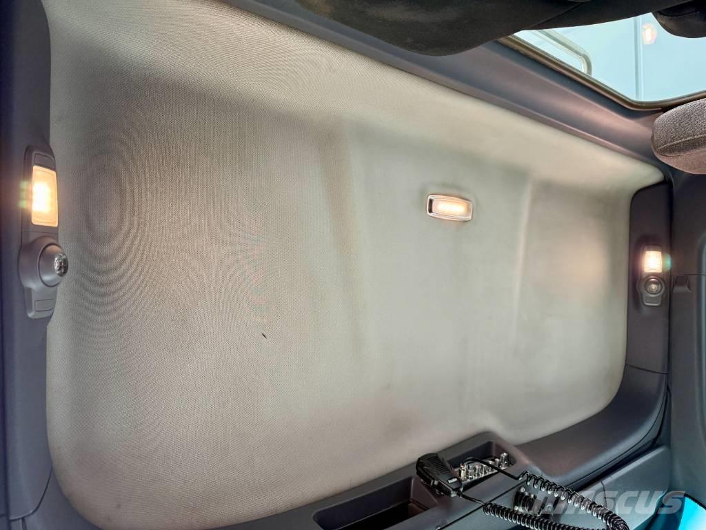 Peterbilt 567 Naudoti vilkikai