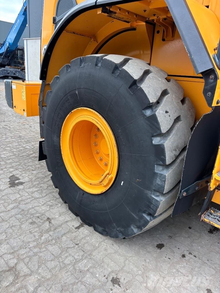 Hyundai HL 960 - 955 Naudoti ratiniai krautuvai