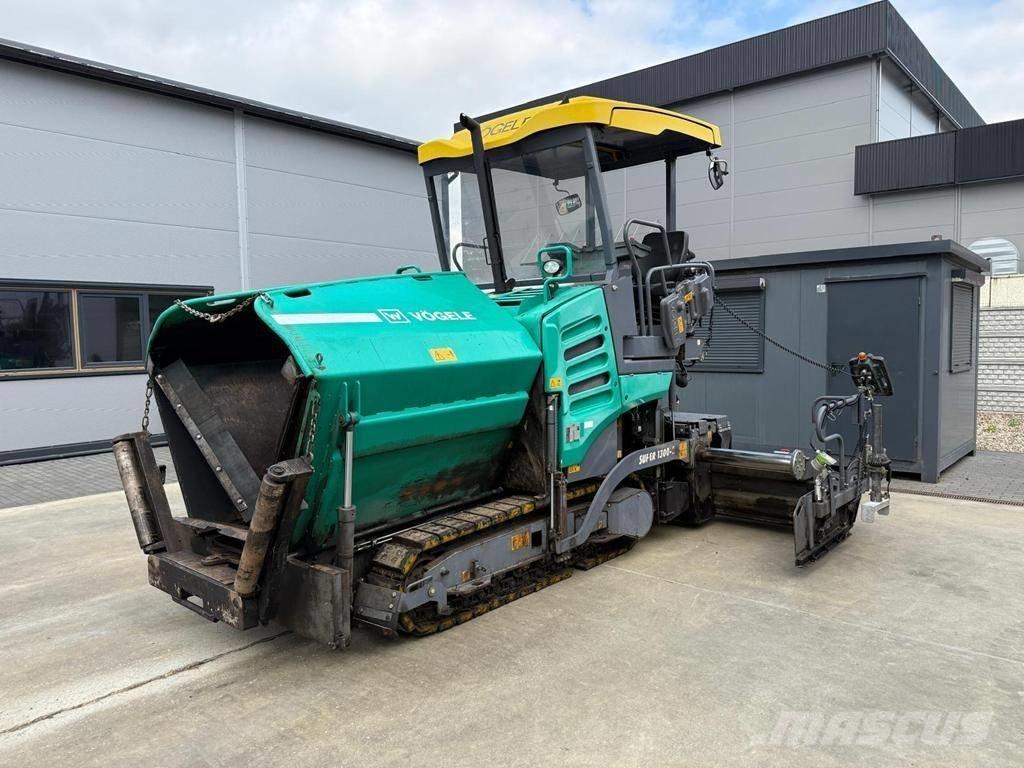 Vögele Super 1300-3i Asfalto klotuvai