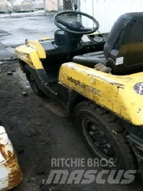 Toyota TD25 Krovimas/Kėlimas - Kita