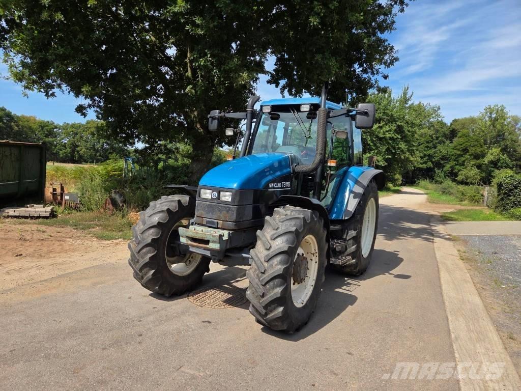 New Holland TS 115 Traktoriai