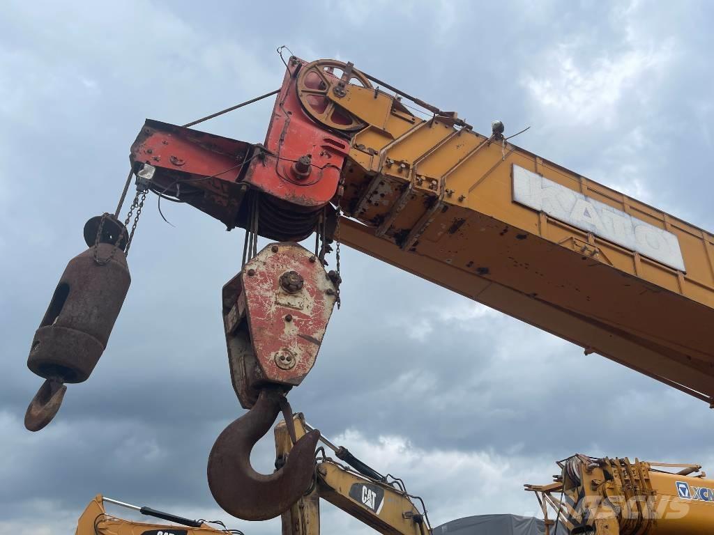 Kato NK 500 Visureigiai kranai