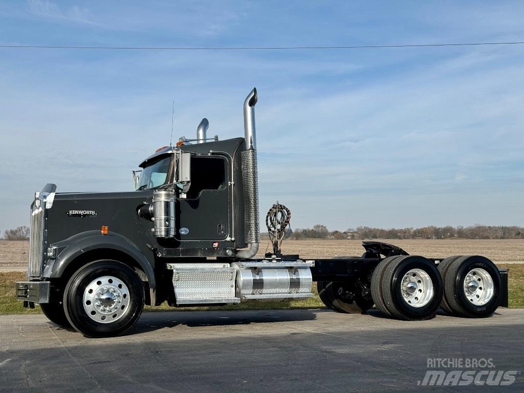 Kenworth W900 Naudoti vilkikai