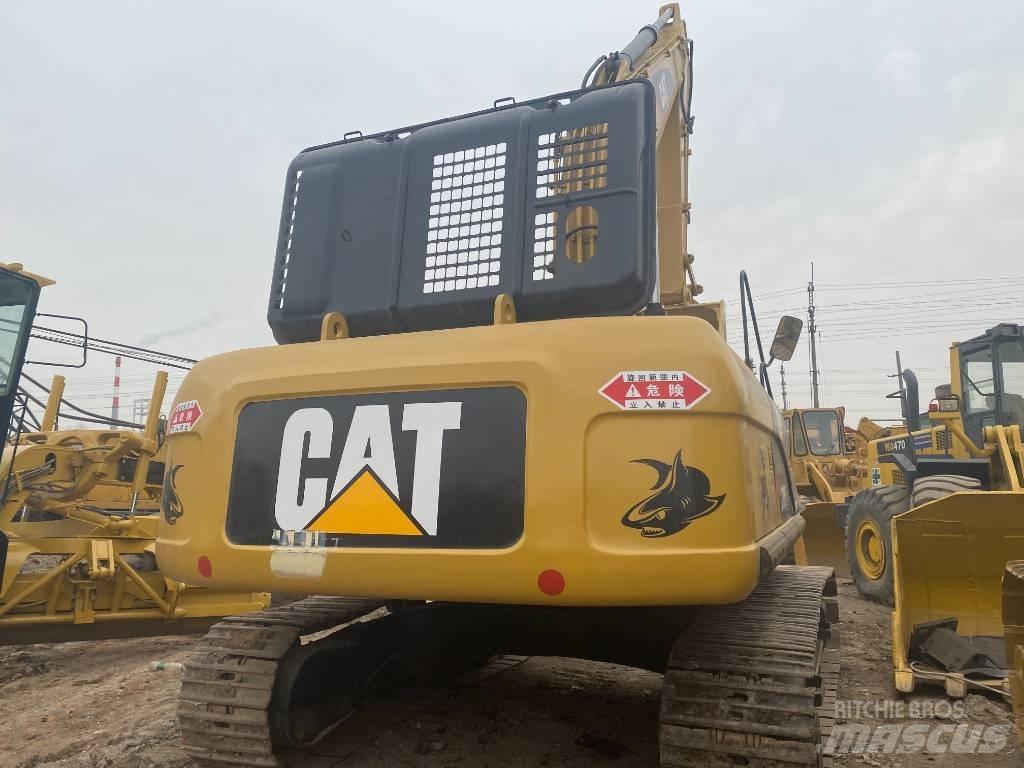 CAT 330 D Vikšriniai ekskavatoriai