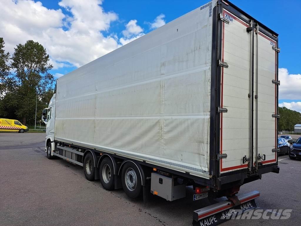 Volvo FH Platformos/ Pakrovimas iš šono