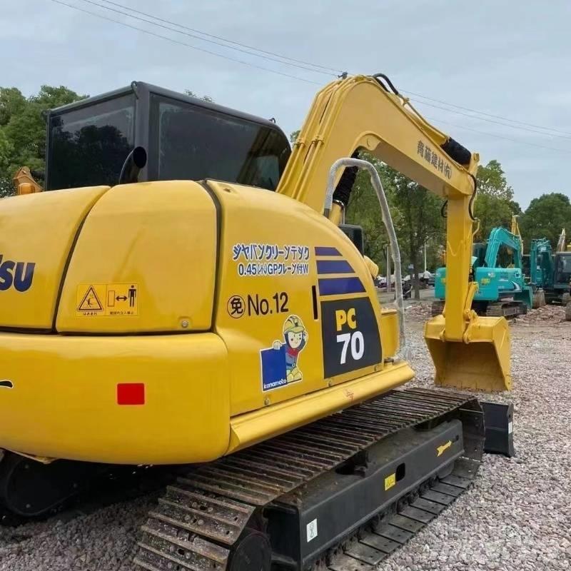 Komatsu PC70 Vikšriniai ekskavatoriai