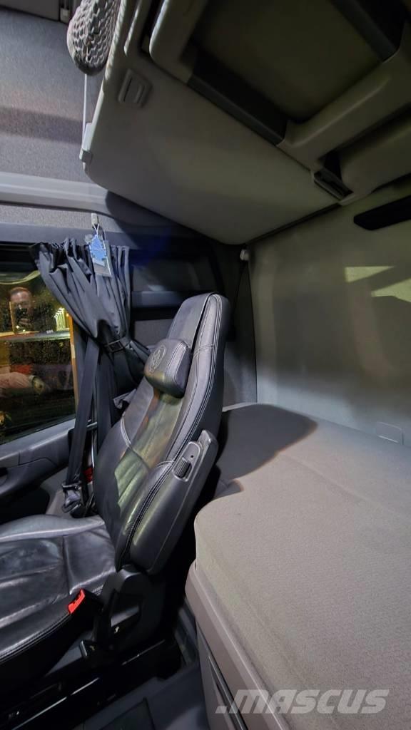 Scania S 580 Naudoti vilkikai