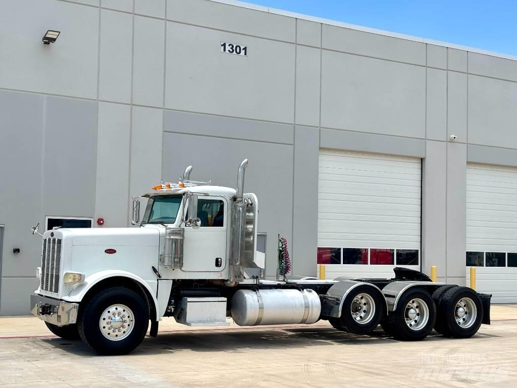 Peterbilt 388 Naudoti vilkikai