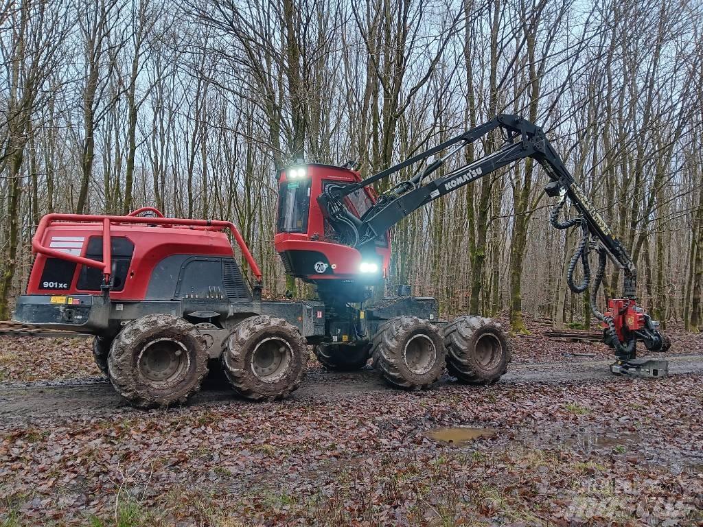 Komatsu 901 XC Miško technika (Harvesteriai)