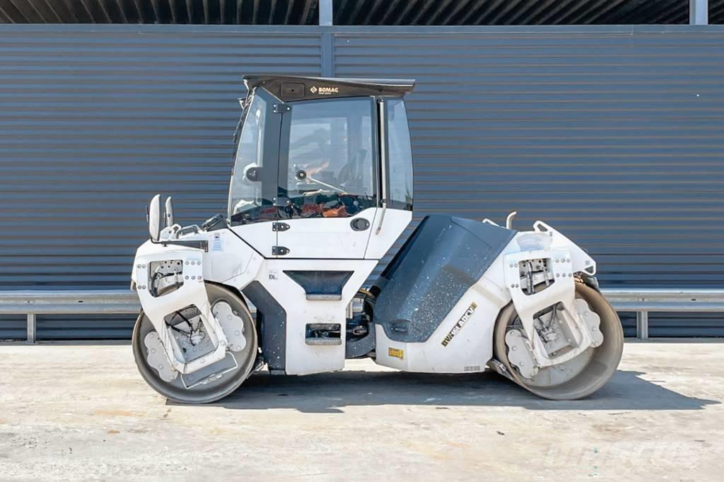 Bomag BW 151 AD-5 Porinių būgnų volai